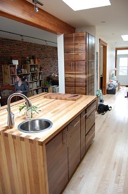 feature-kitchen-hardwood-furniture-montreal
