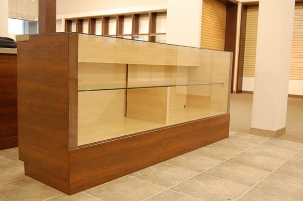 glass-counter-furniture-montreal