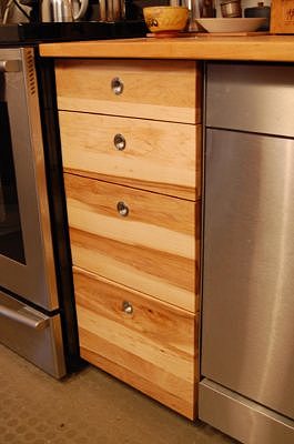 maple-kitchen-cabinets-design-montreal-furniture