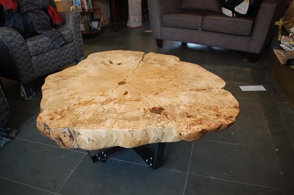 Table-slab-mobilier-montreal